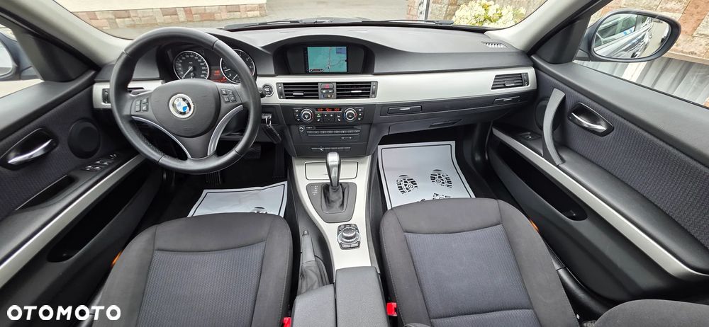 BMW Seria 3 318i Edition Exclusive - 6