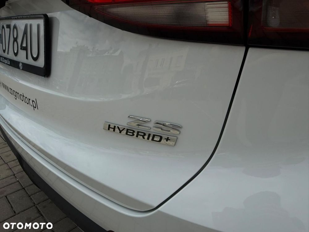 MG ZS Hybrid+ - 14
