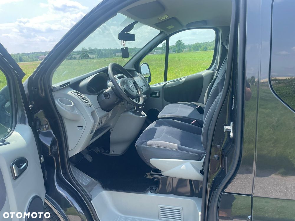 Renault Trafic FAP Passenger Black Edition - 7