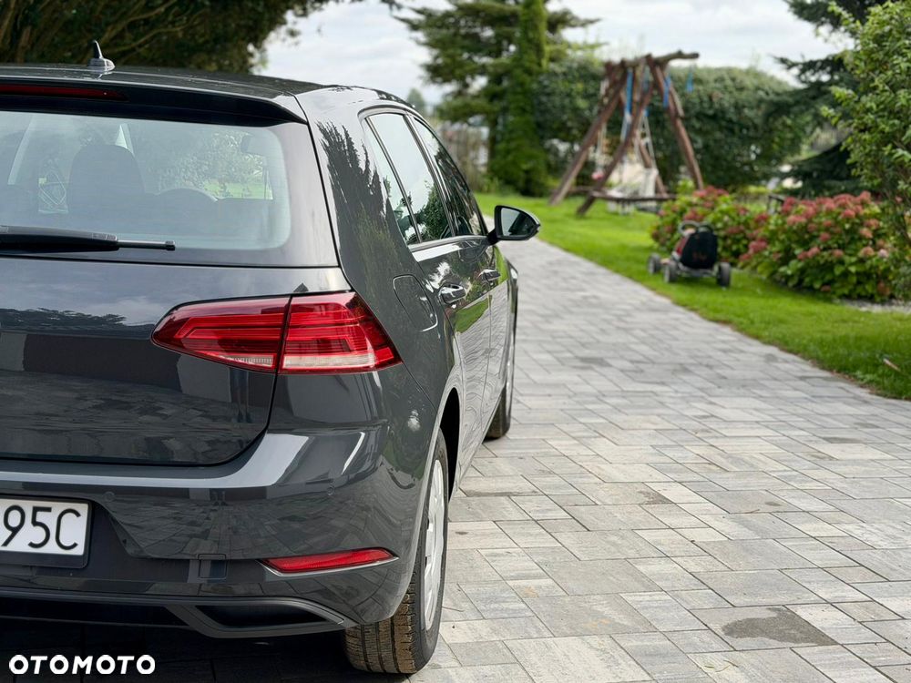 Volkswagen Golf 1.0 TSI BMT Trendline - 25