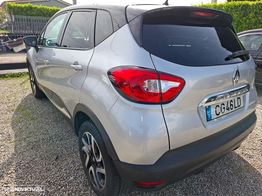 Renault Captur 0.9 TCE Exclusive - 4