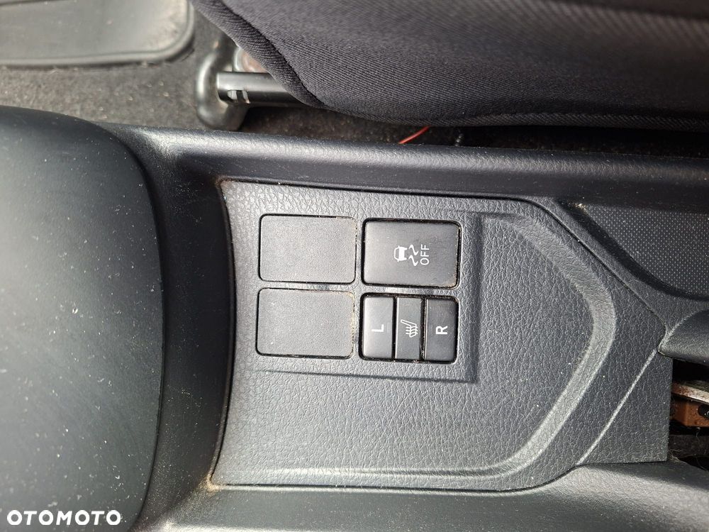 Toyota Yaris 1.4 D-4D - 13