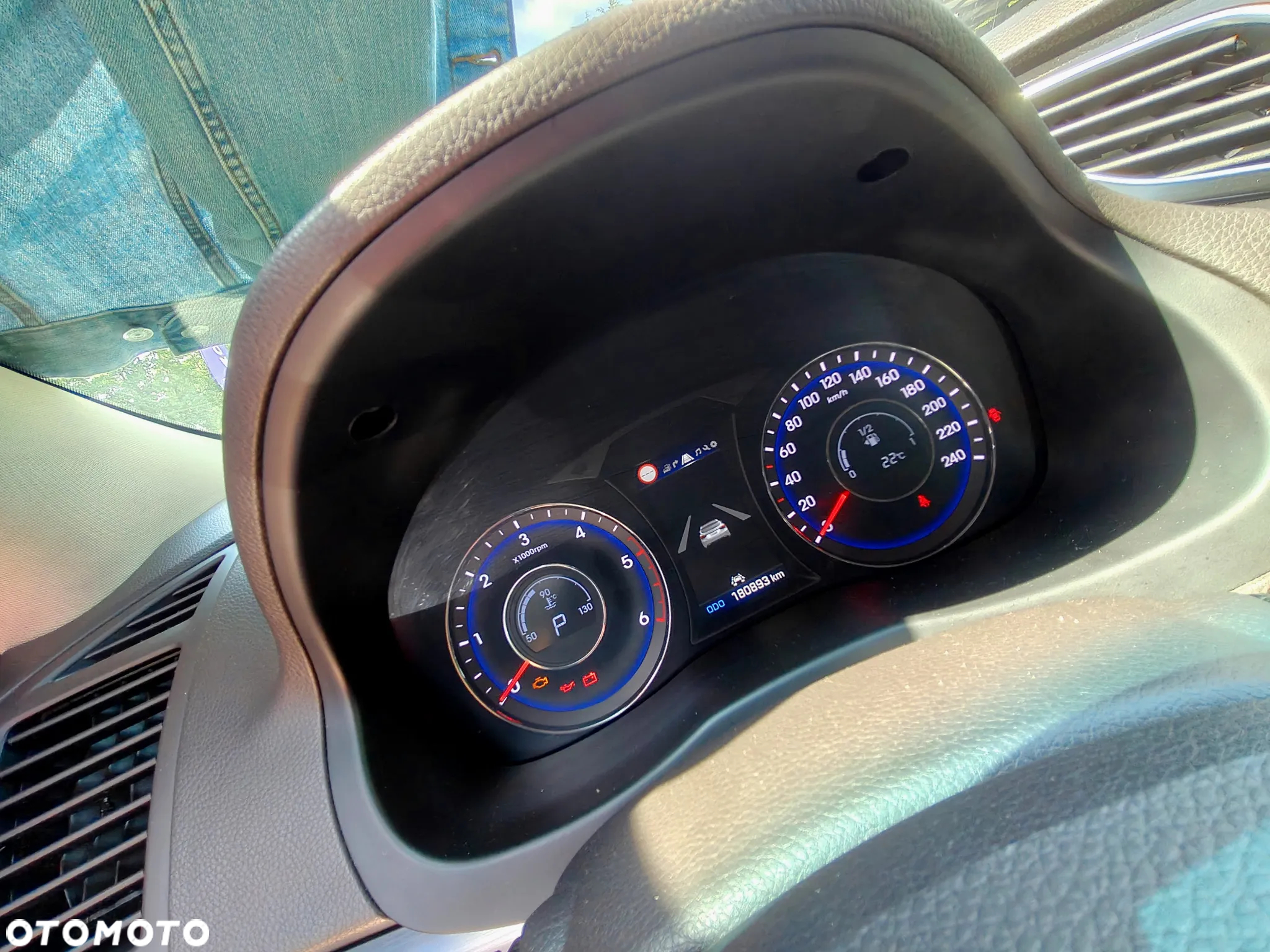 Hyundai i40 Kombi 1.7 CRDi DCT Premium - 26