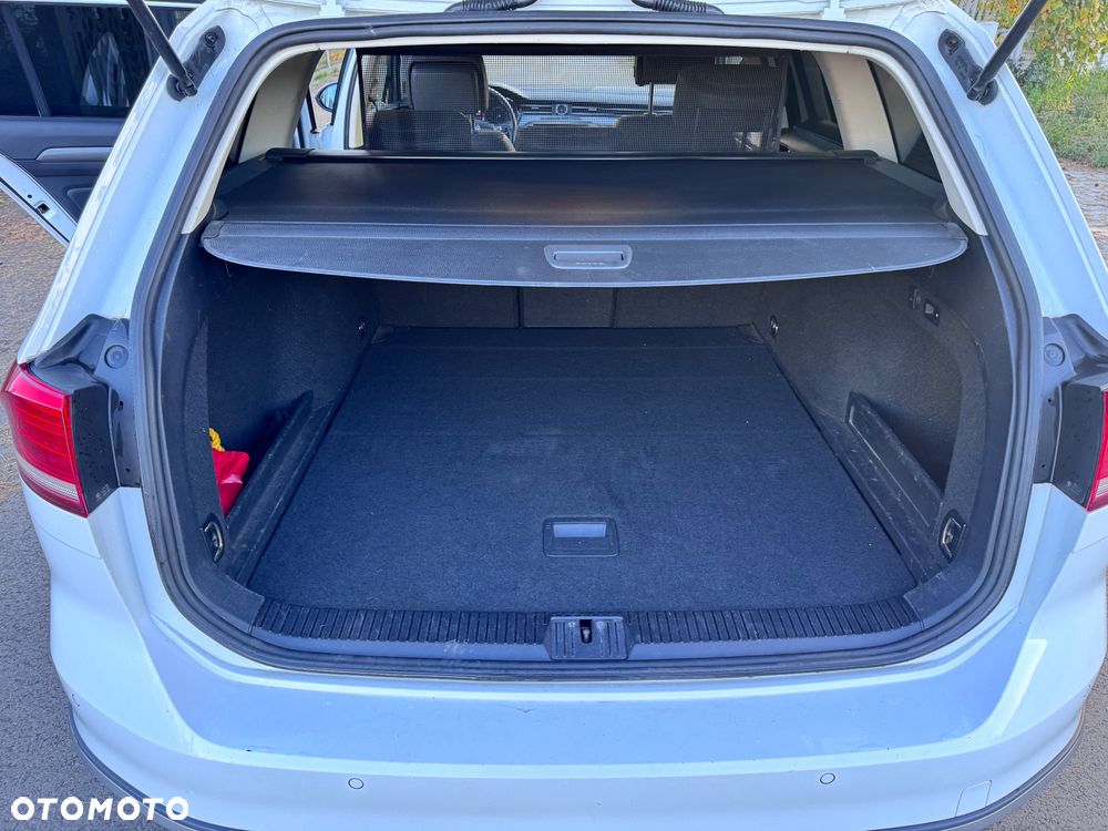 Volkswagen Passat Alltrack 2.0 TDI SCR (BMT) 4Mot - 37