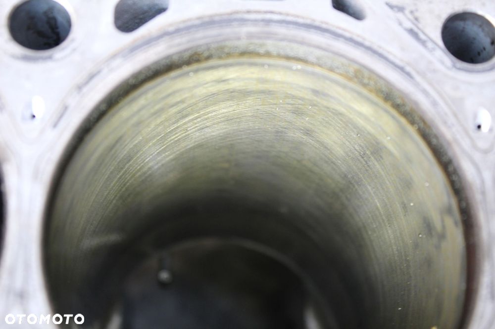 BLOK SILNIKA BMW N47N N47D20D C 2.0D 218KM BMW F30 F10 F20 7810596 NOMINAŁ - 9