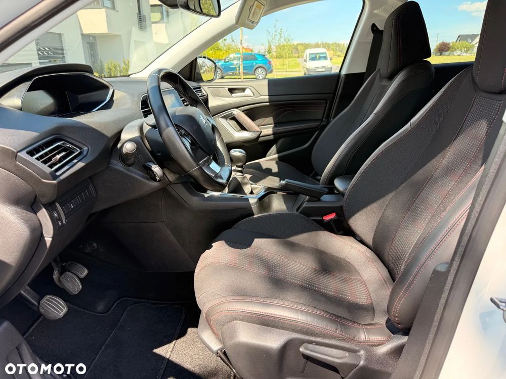 Peugeot 308 1.5 BlueHDi Access S&S - 30