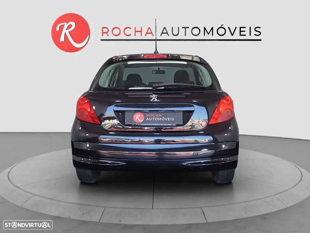 Peugeot 207 - 7