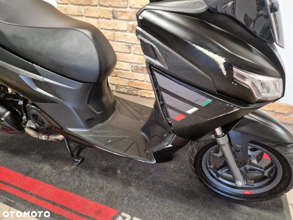 Aprilia SX - 15