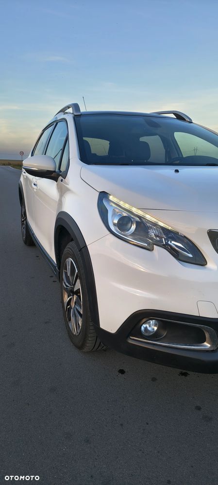 Peugeot 2008 2017 photo 3