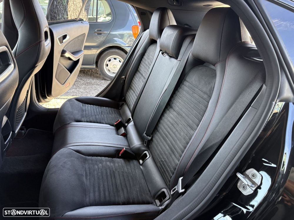Mercedes-Benz CLA 180 - 28