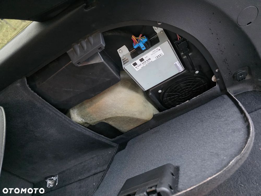 Audi A4 Avant 2.0 TDI DPF Quattro - 8