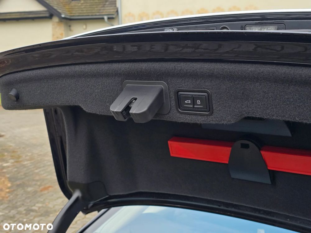 Audi A8 3.0 TDI clean diesel Quattro - 17