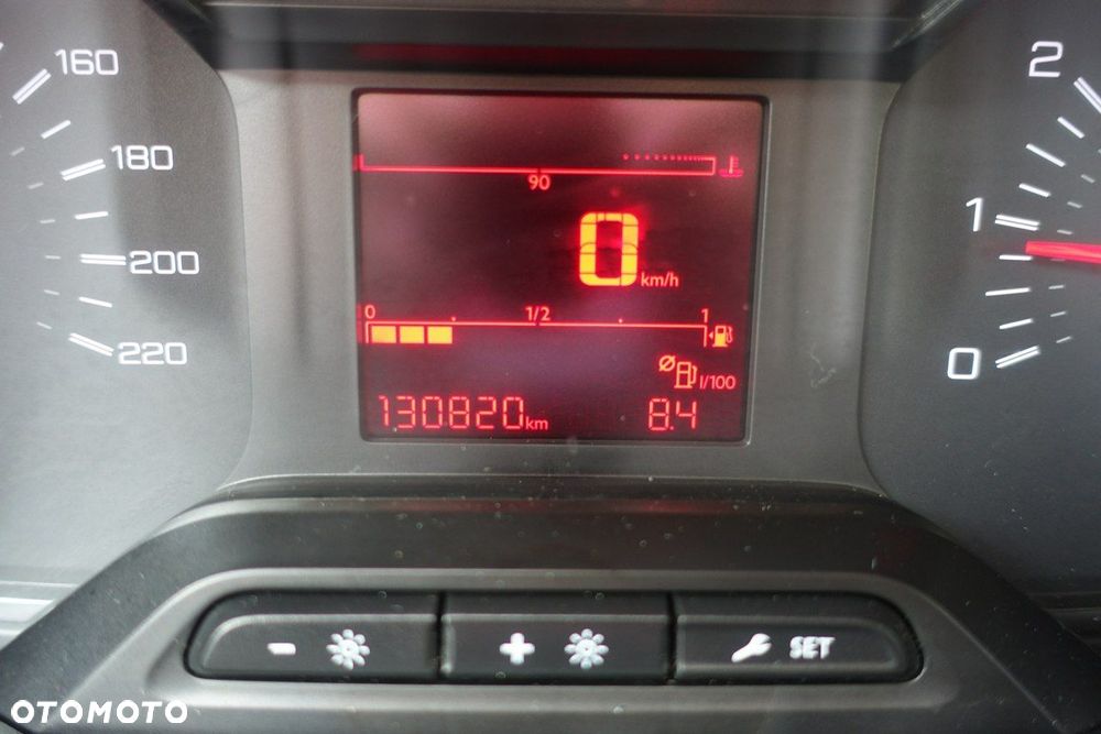 Peugeot Partner - 13