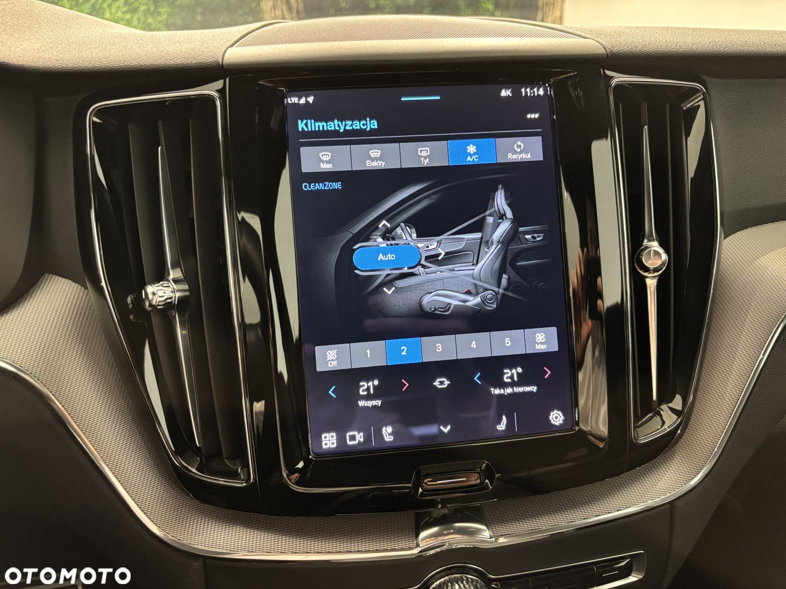 Volvo XC 60 - 19