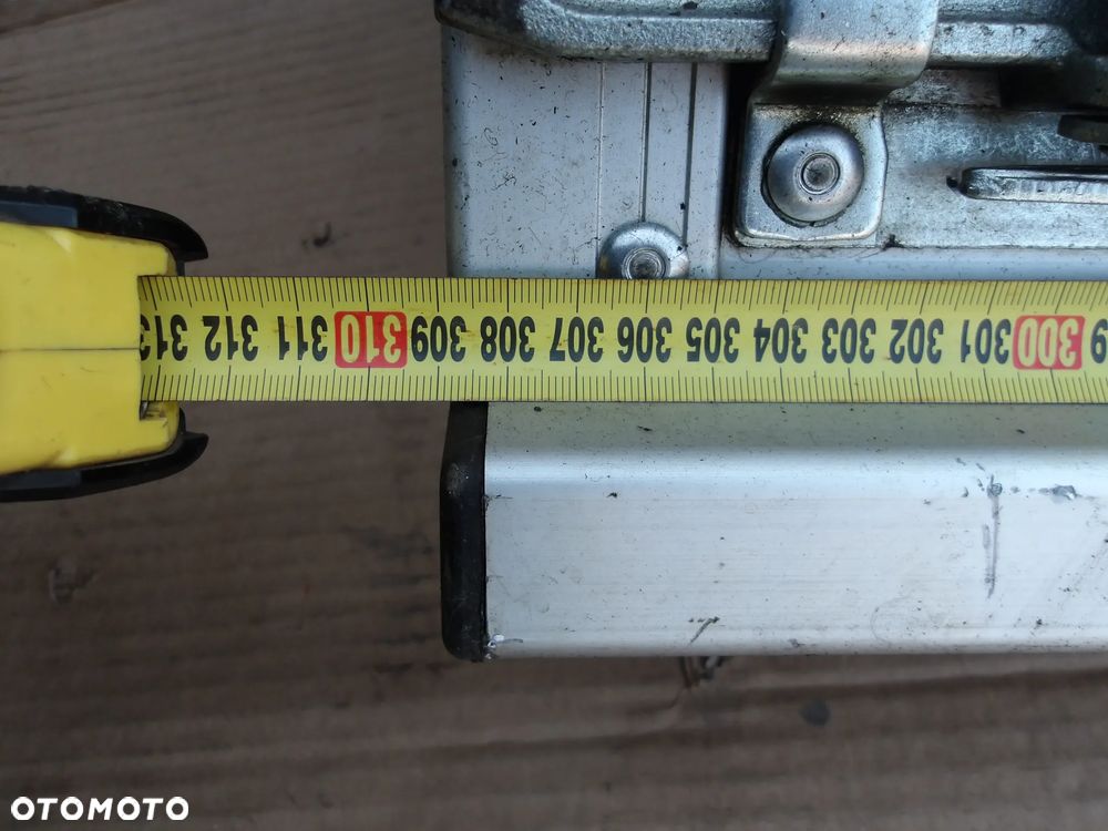 BURTA FORD TRANSIT MK8 - 14