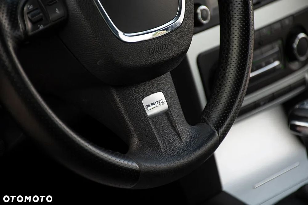 Skoda Octavia 2.0 TDI CR DPF DSG RS - 36