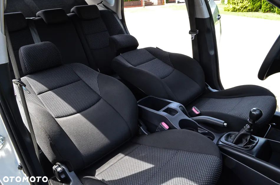 Hyundai i30 1.4 Comfort EU5 - 31
