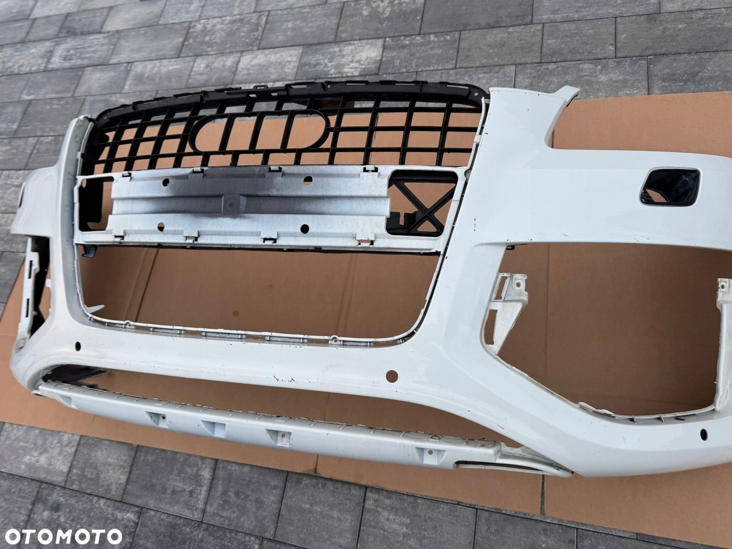 Zderzak Przód AUDI Q7 4L0 V12 W12 LIFT ORYGINAŁ NIE KLEJONY - 8