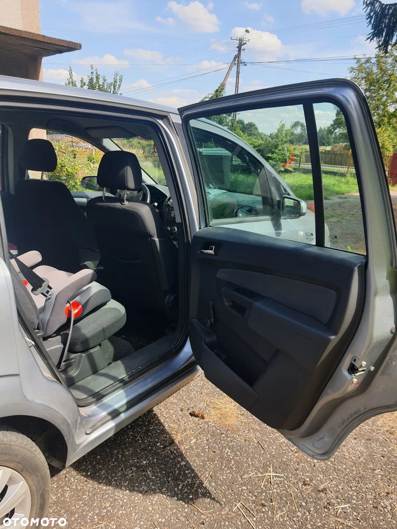 Opel Zafira 1.6 - 7