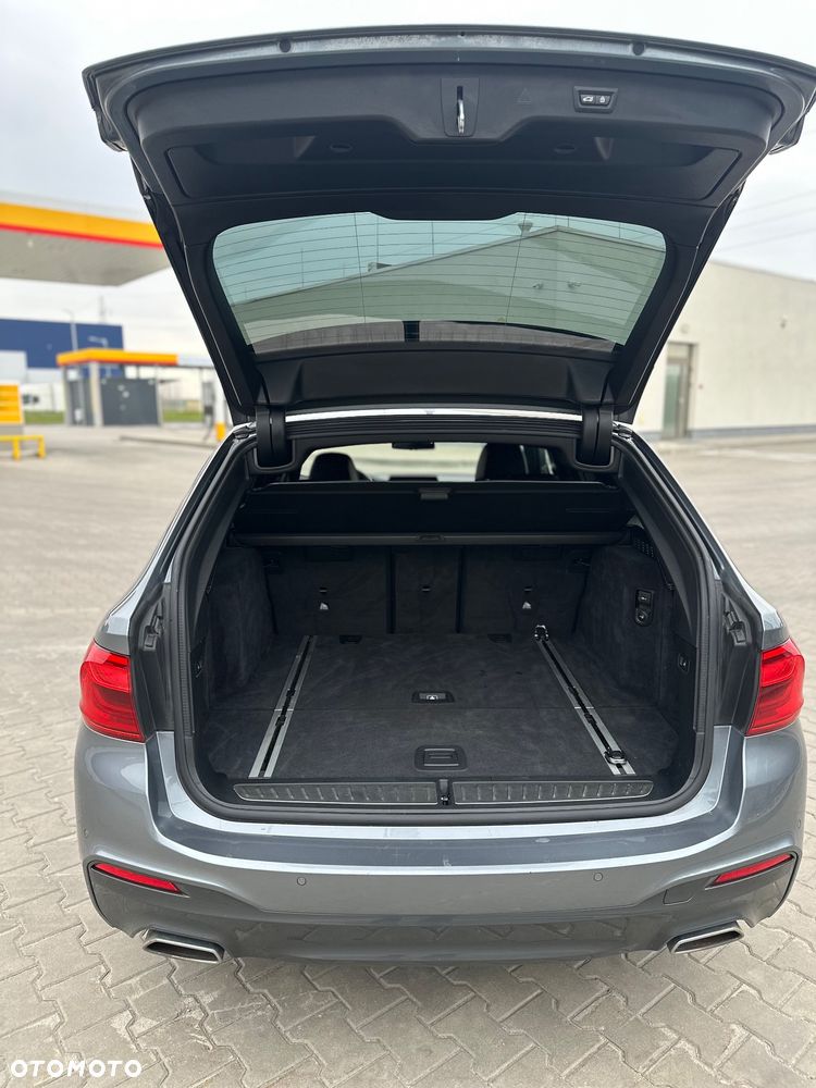 BMW Seria 5 520d M Sport Edition - 6