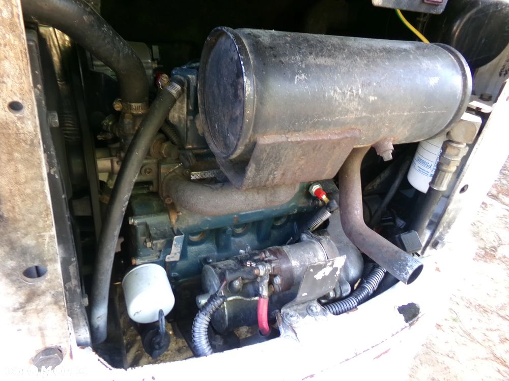 Bobcat x320 minikoparka - 5