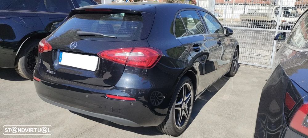 Mercedes-Benz A 180 d 7G-DCT - 4