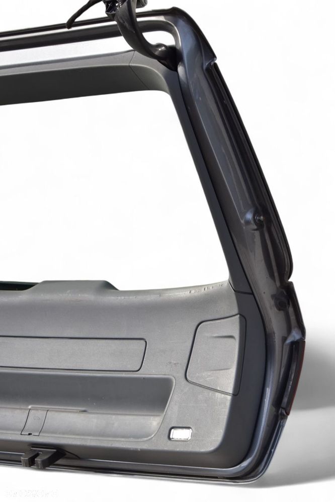 Klapa Bagażnika AUDI A4 B8 Kombi Lift 2013 Kod lakieru: LX7R - 14