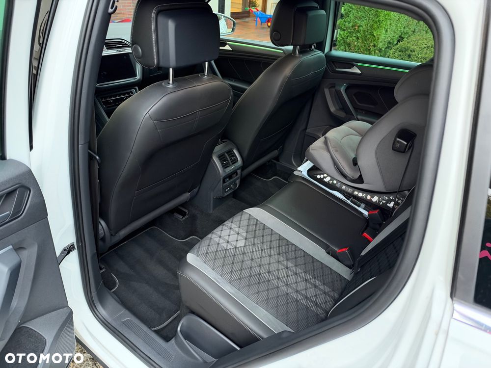 Volkswagen Tiguan - 15