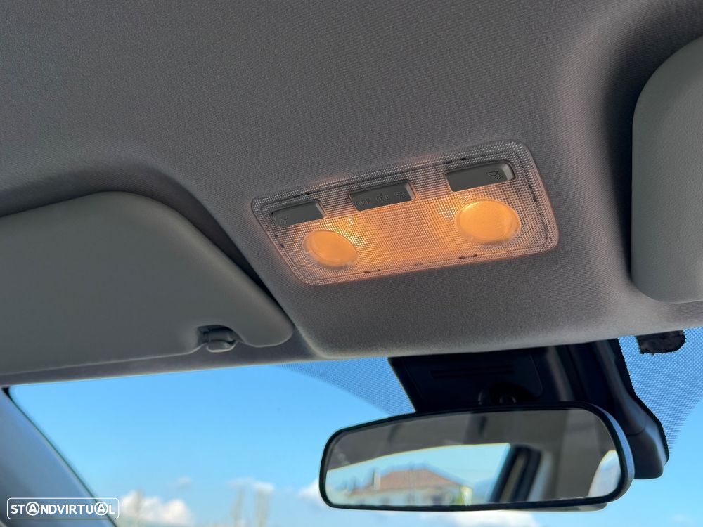 Toyota Yaris 1.0 VVT-i Comfort Plus - 44