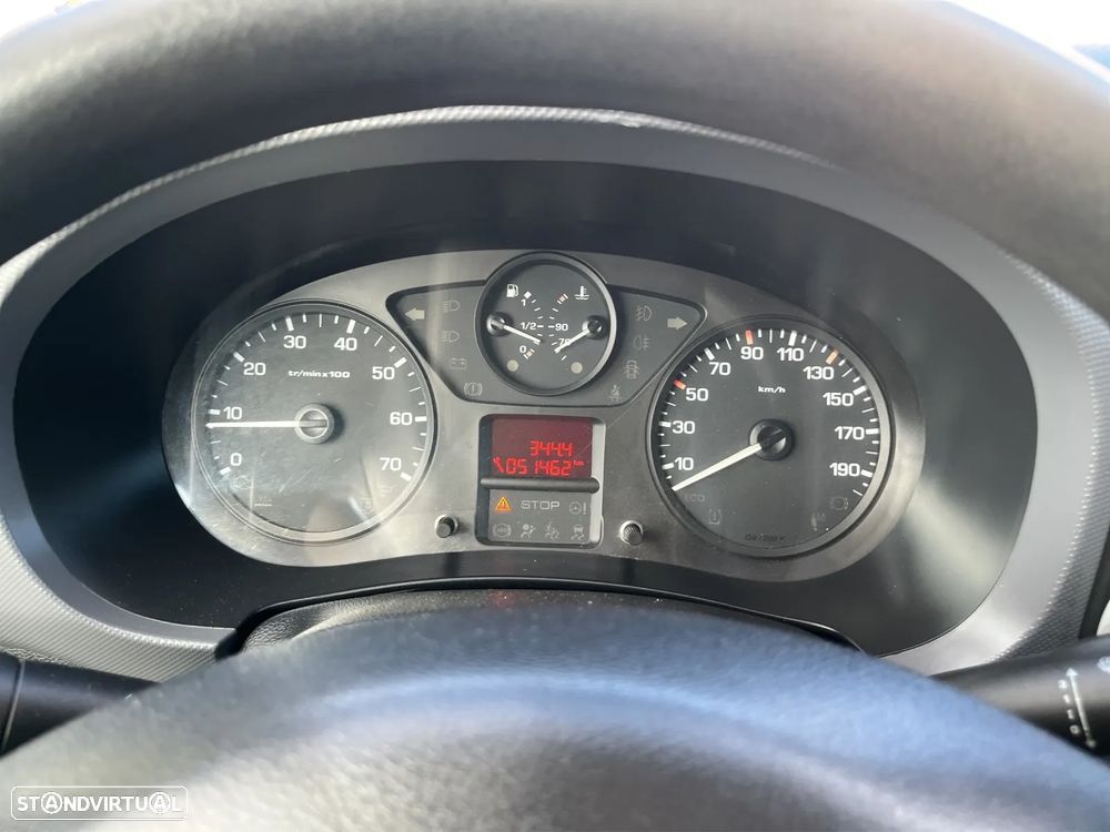 Peugeot Partner 1.6 BHDI 100cv - 5 Lugares - 10