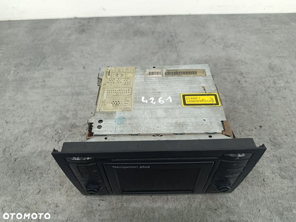 RADIO NAWIGACJA FABRYCZNA AUDI A4 B6 3.0 V6 - 4