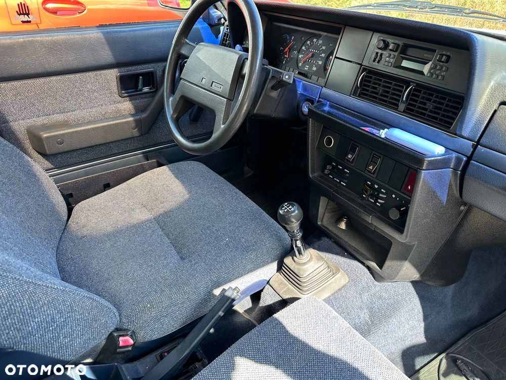Volvo Seria 200 - 6