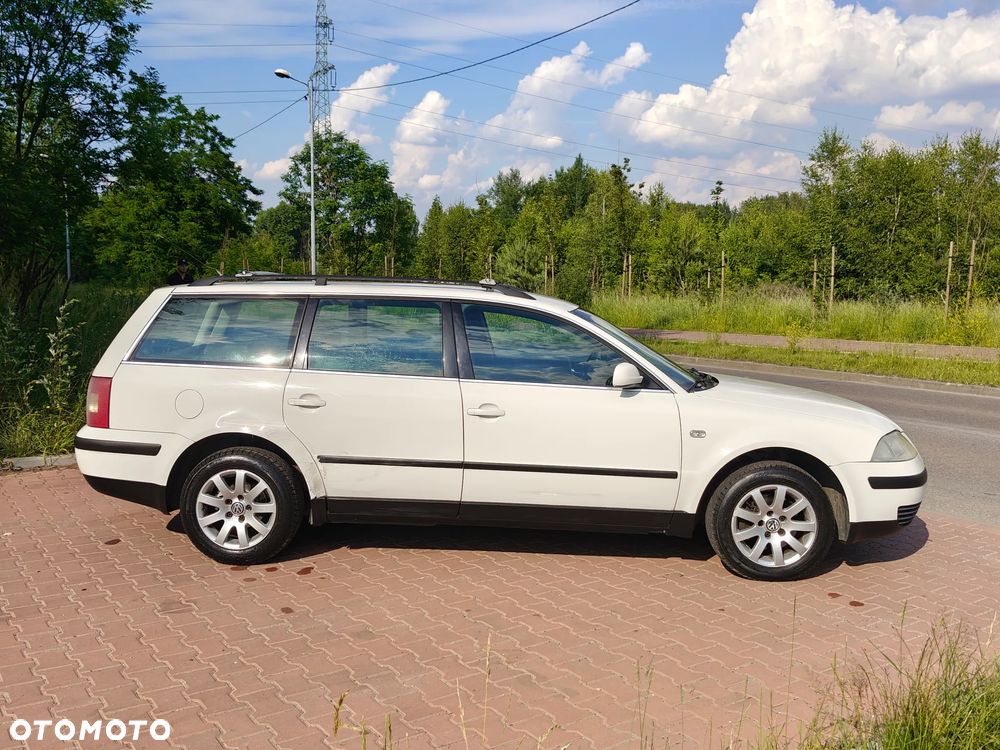 Volkswagen Passat 1.9 TDI Comfortline - 4
