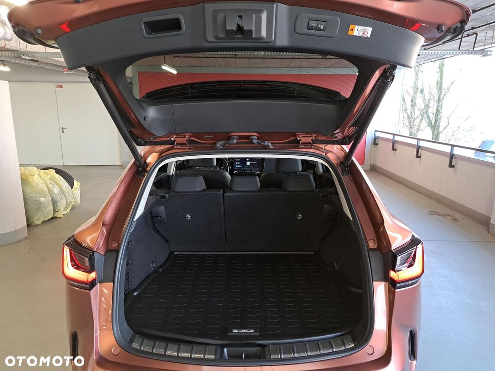 Lexus NX 350h Prestige AWD - 12