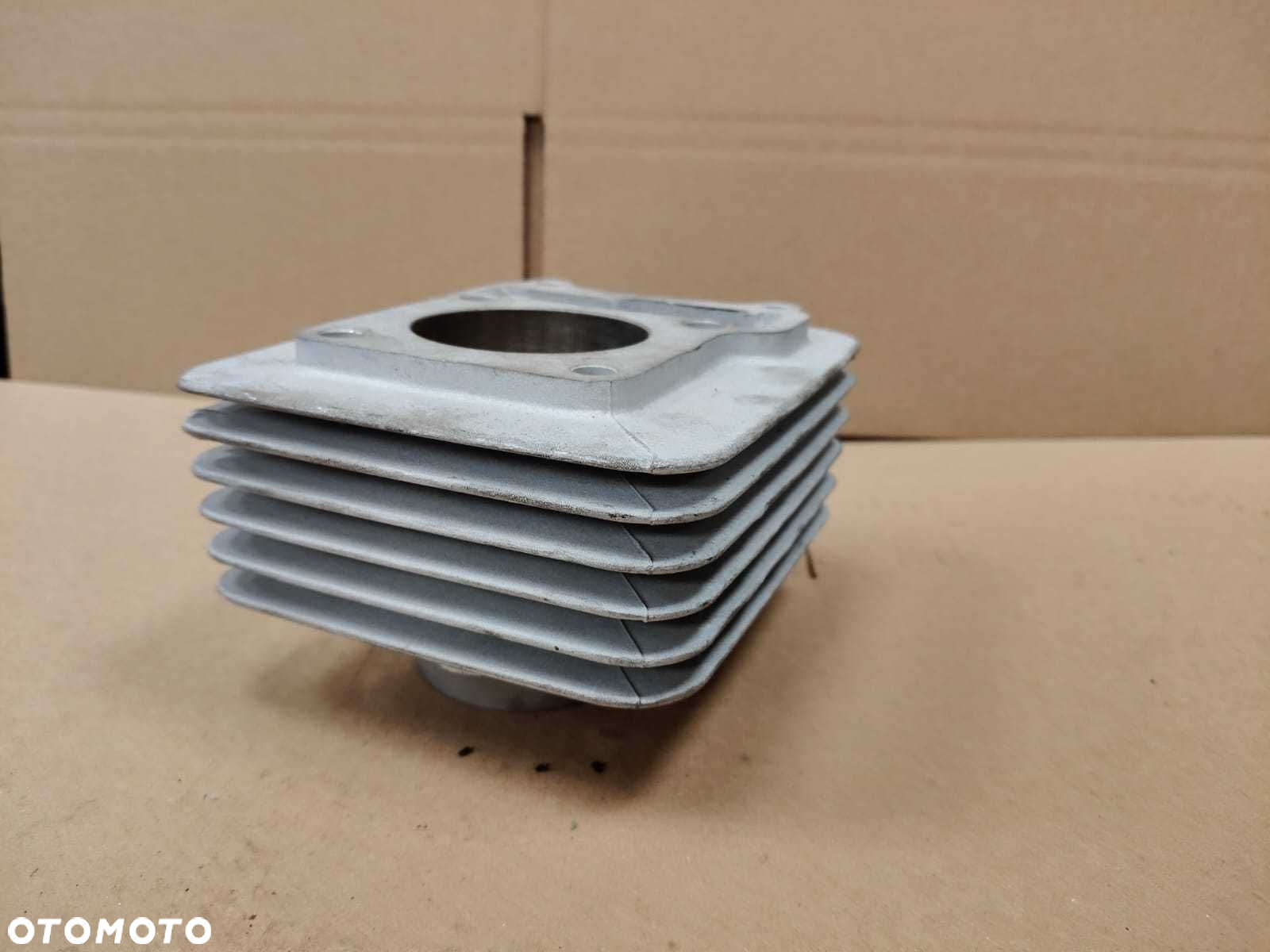 Cylinder z tłokiem Yamaha YBR 125. 5-16 [7] - 4