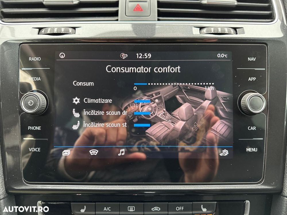 Volkswagen Golf Variant 2.0 TDI SCR 4Motion DSG Highline - 21