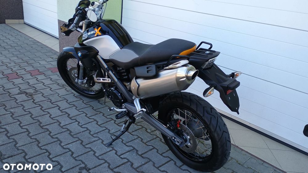 BMW G - 9