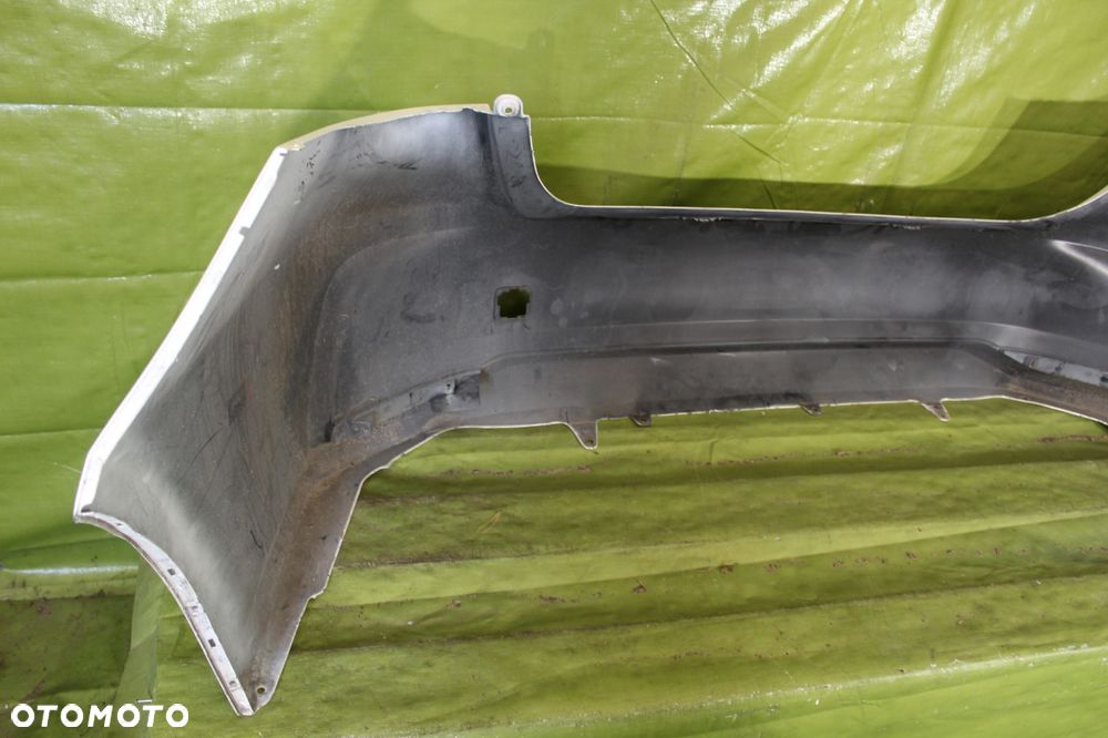 Zderzak tył Toyota Corolla XII Sedan po 2018r. - 3