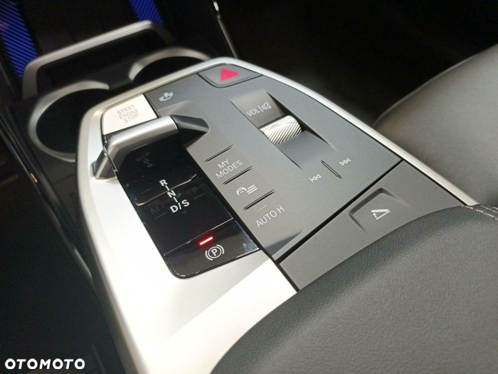 BMW X1 - 16