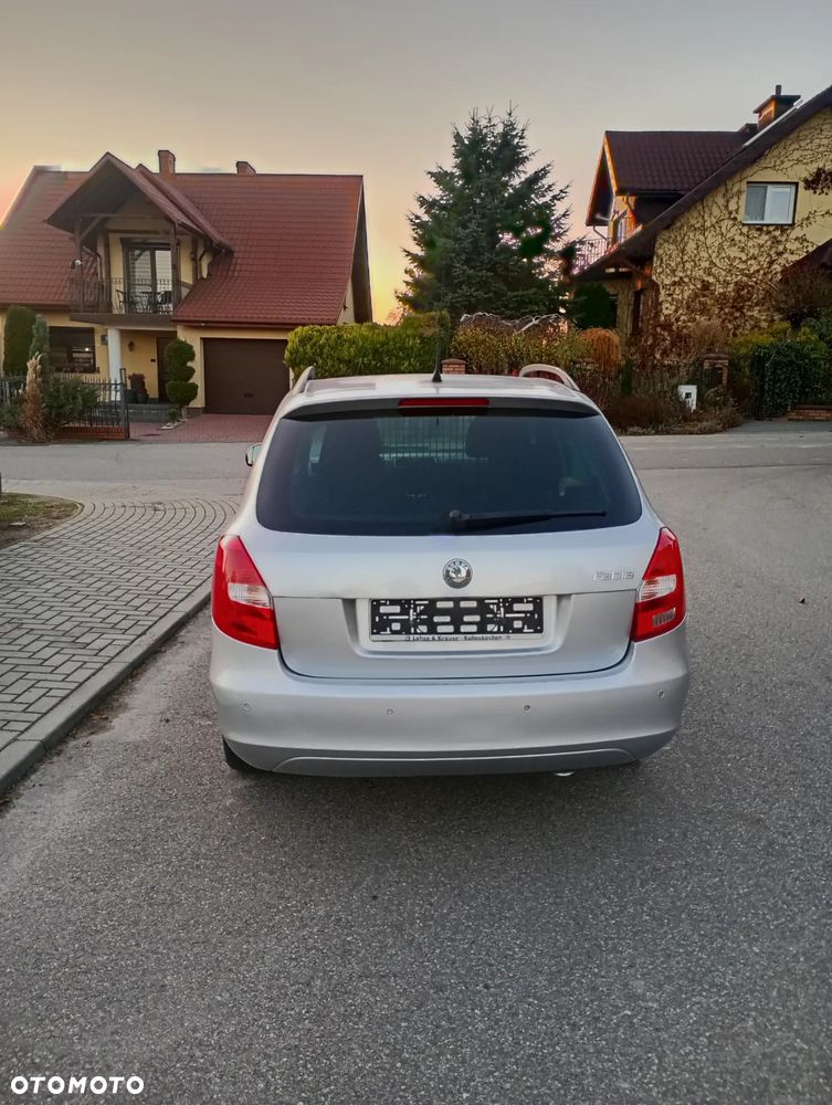 Skoda Fabia 1.6 16V Combi Elegance - 9