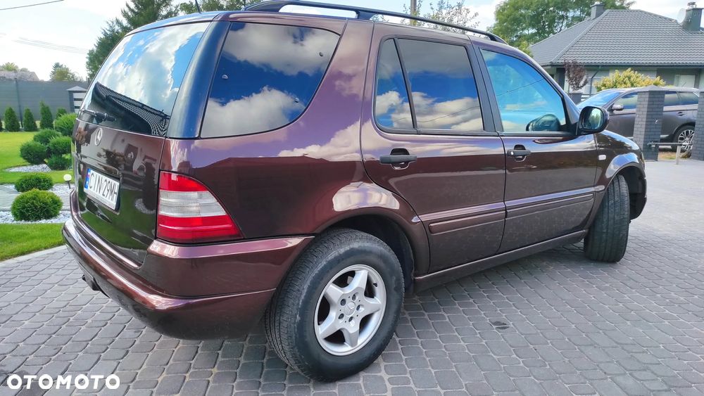 Mercedes-Benz ML 320 - 6