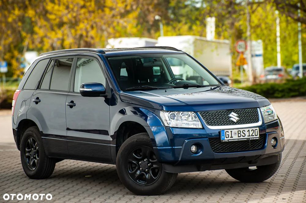 Suzuki Grand Vitara 2.0 Comfort + - 2