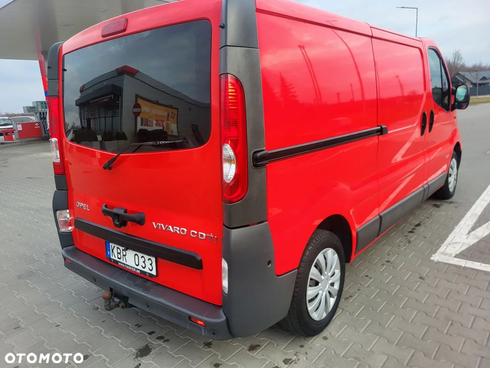 Opel Vivaro - 11