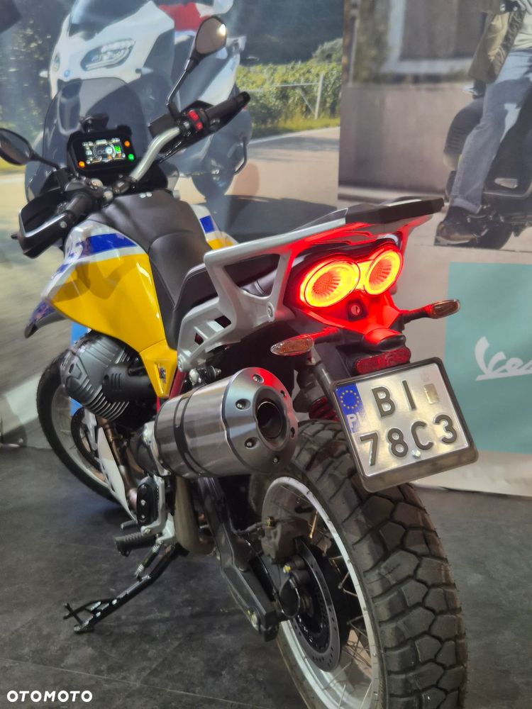 Moto Guzzi V85 - 9