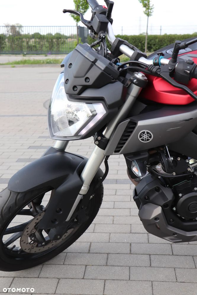 Yamaha MT - 5