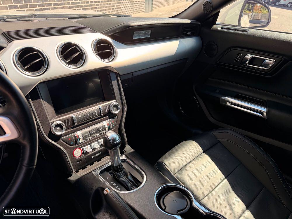 Ford Mustang 5.0 Ti-VCT GT Aut. - 18
