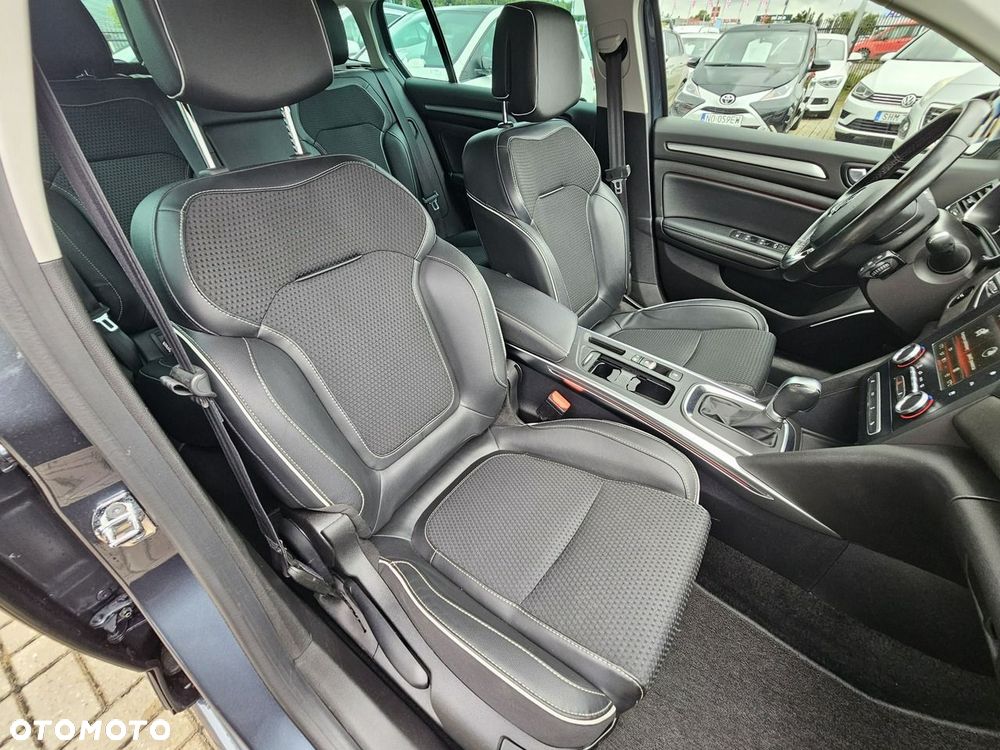 Renault Megane BLUE dCi 115 EDC BOSE EDITION - 13
