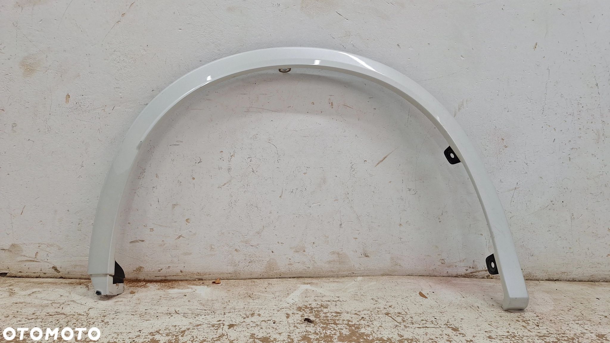 LISTWA BŁOTNIKA PRAWY PRZÓD MAZDA CX60 23- - 1