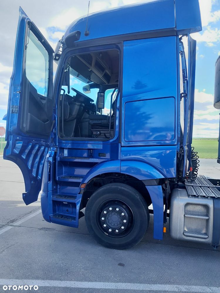 Mercedes-Benz ACTROS - 6