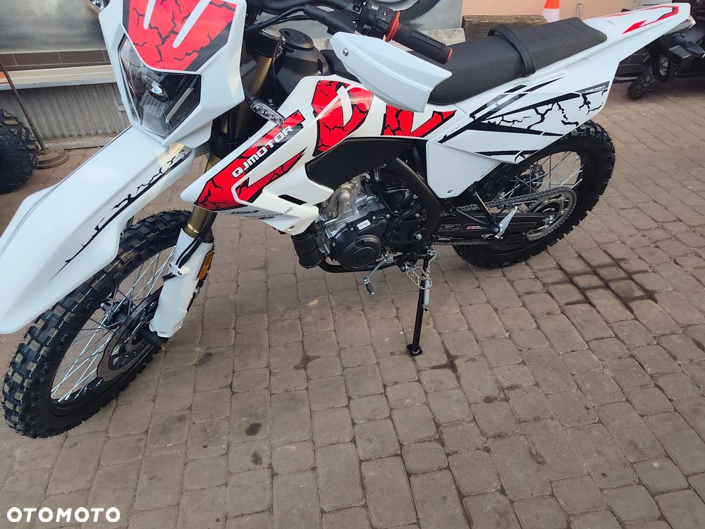 QJMOTOR COV 125X - 29